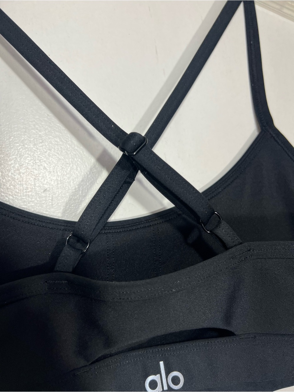 Alo yoga Airlift Intrigue Bra size M - Picture 7 of 8